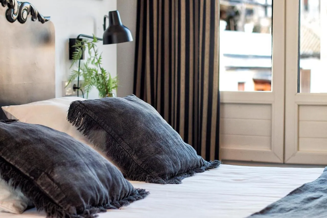 Granada Luxury Apartments 0*,